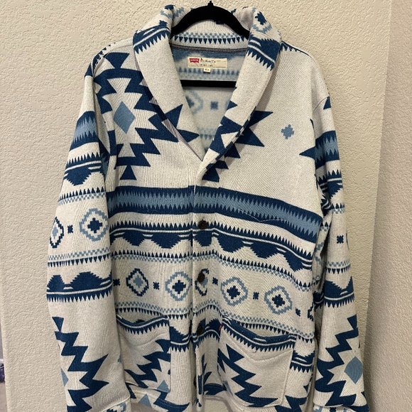 Levis Aztec Sweater - Picture 4 of 4